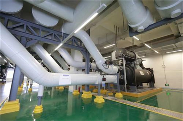 為什么閉式冷卻塔能節約大量的水？(冷卻塔機組的工作